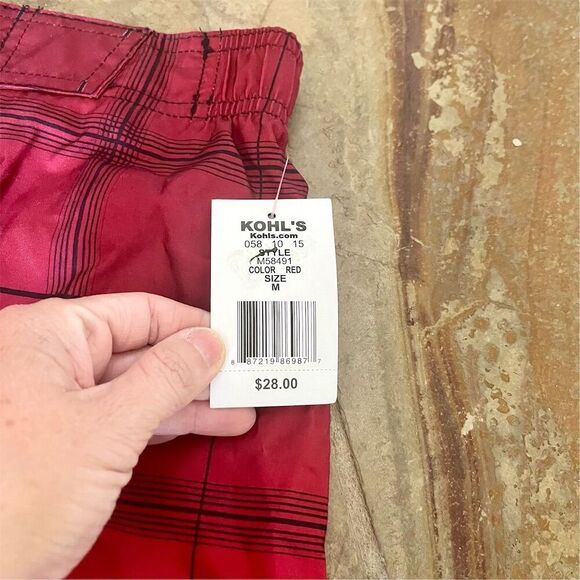 ZeroXposur Plaid Board Shorts Red Size M with Cargo Pocket - Picture 5 of 5